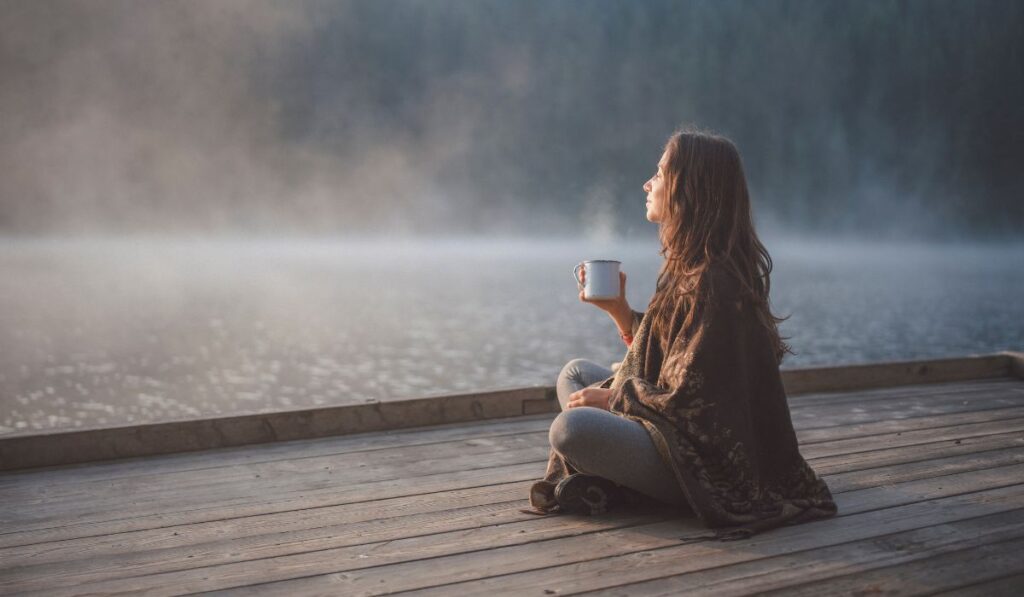 Women empowering her mental health.