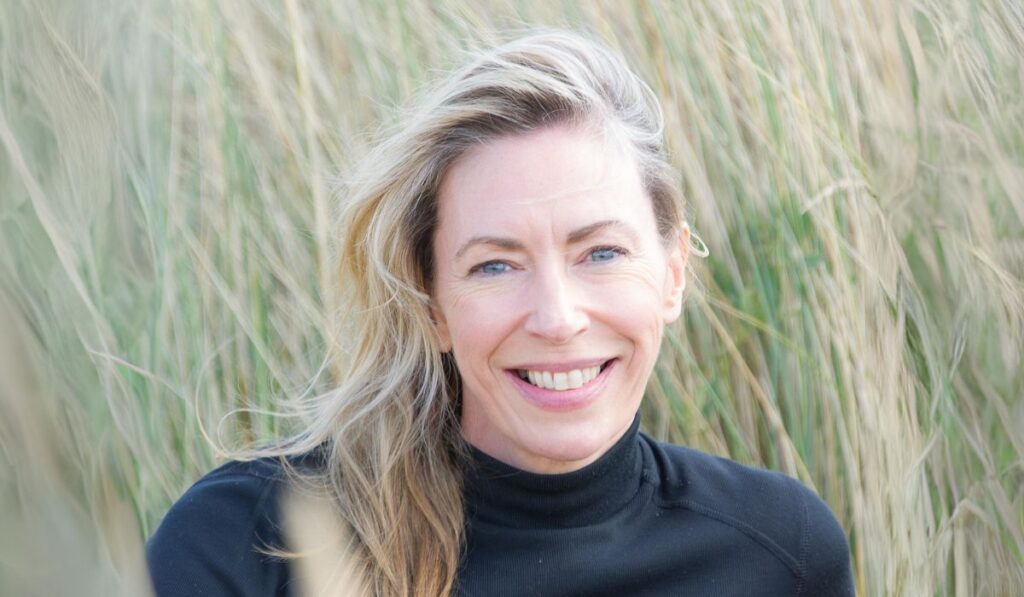 How to Use Adversity to Create a Meaningful Life with Linda Davies